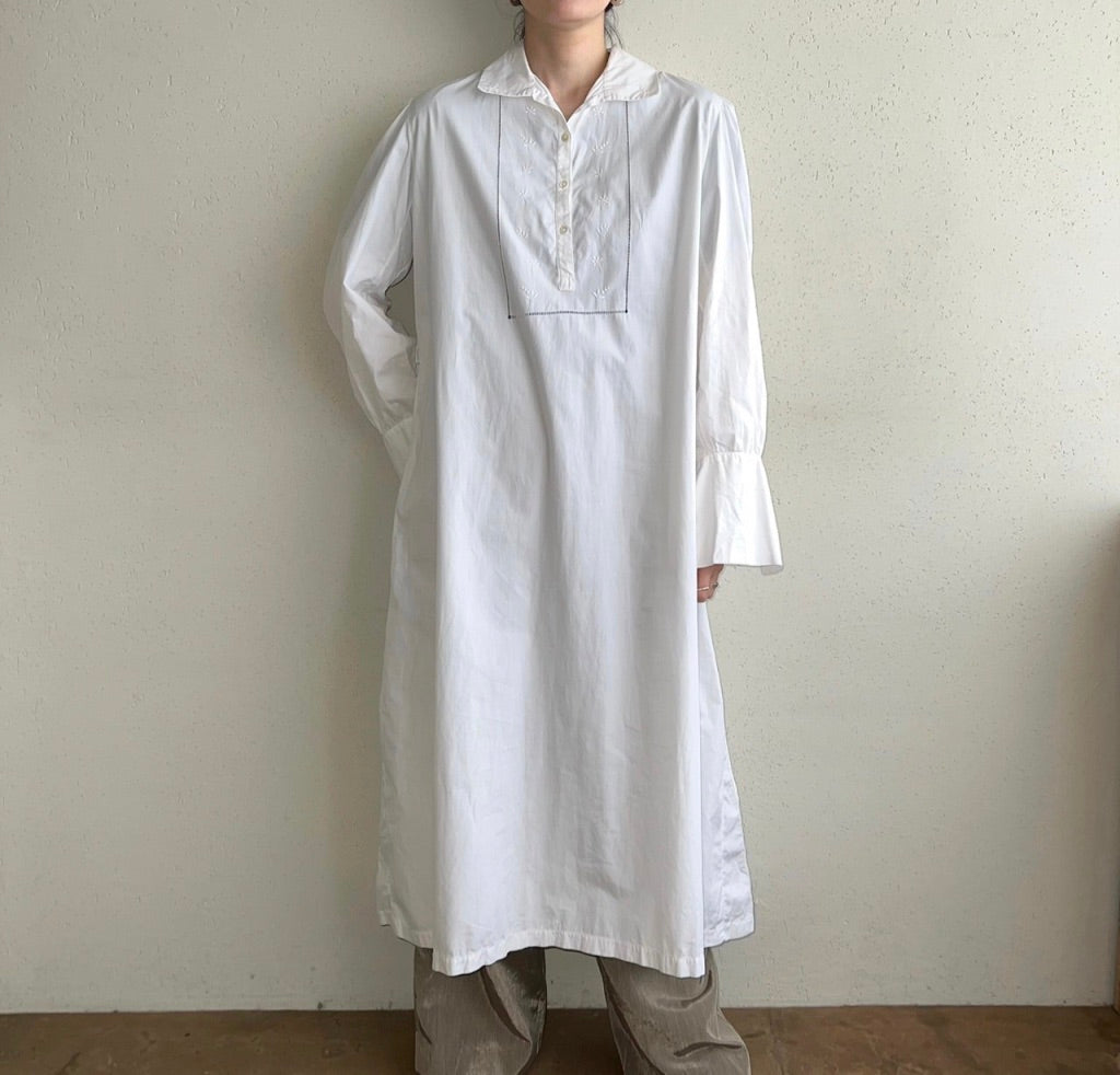 70s Embroidery Shirt Dress