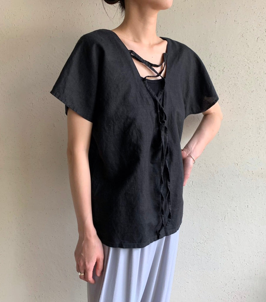 70s EURO Lace Up Blouse