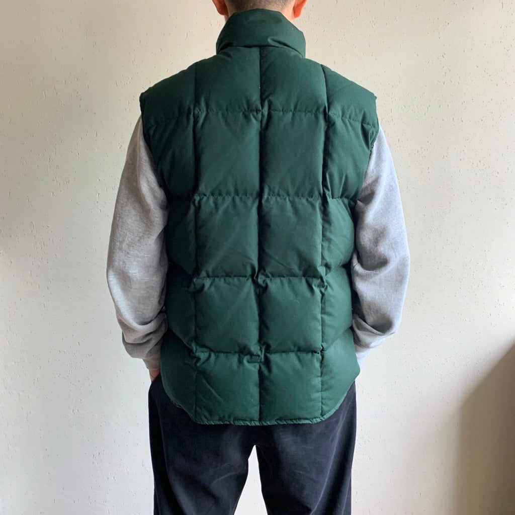 90s "EDDIE BAUER" Down Vest