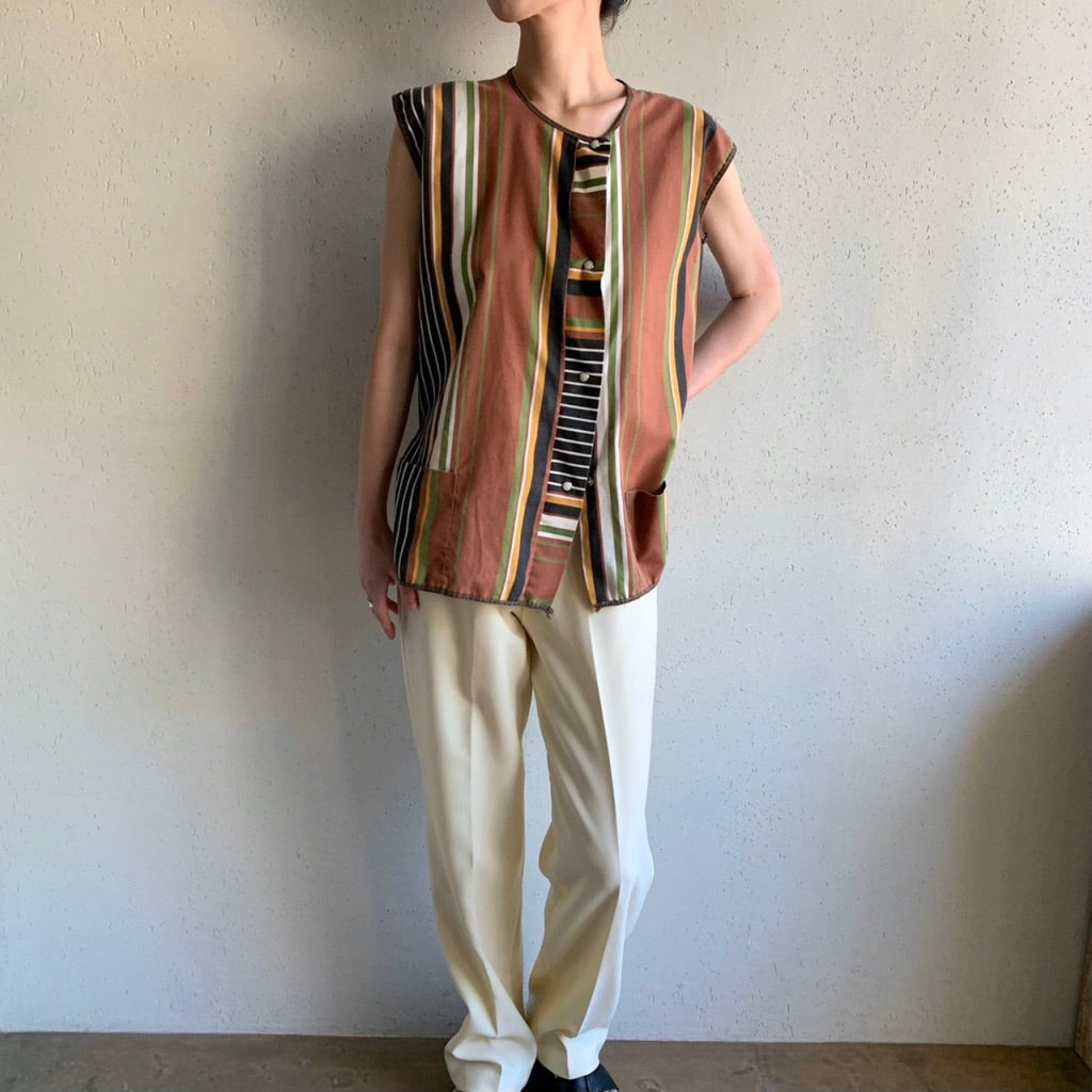 70s Pattern Sleeveless Blouse
