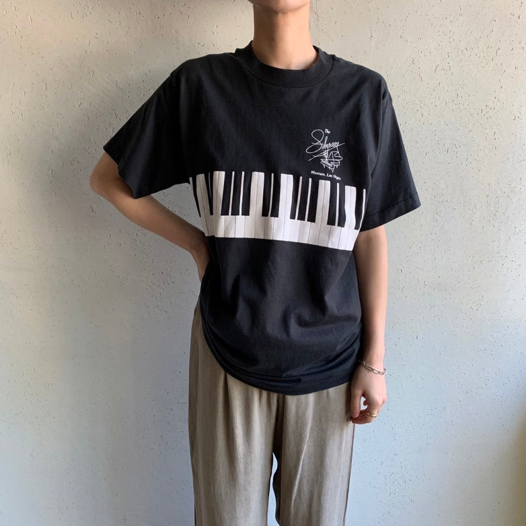 90s Printed T-shirt Made in USA