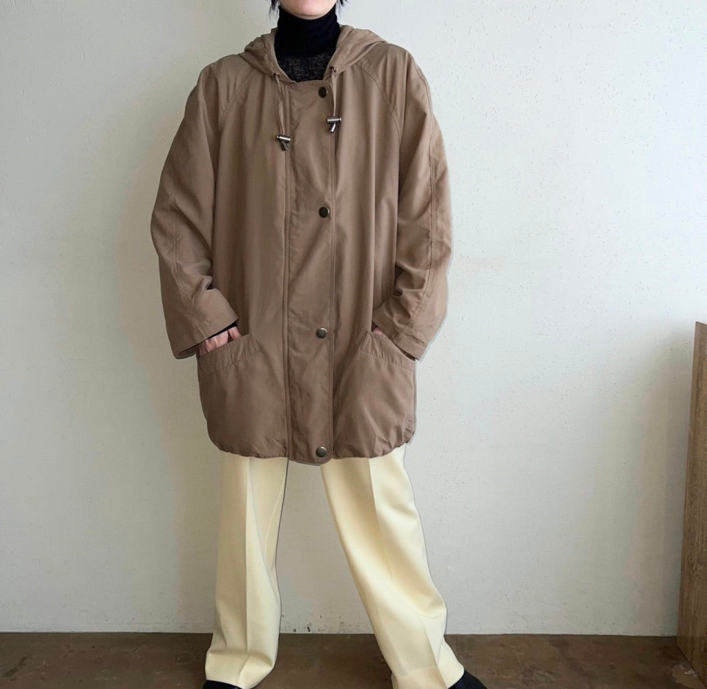 90s Hooded Light Jacket