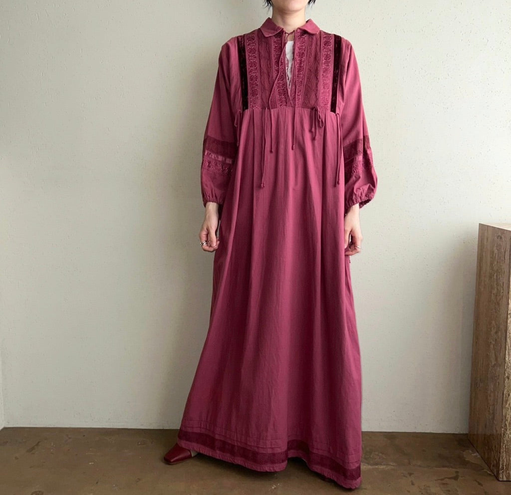 90s Embroidery Dress