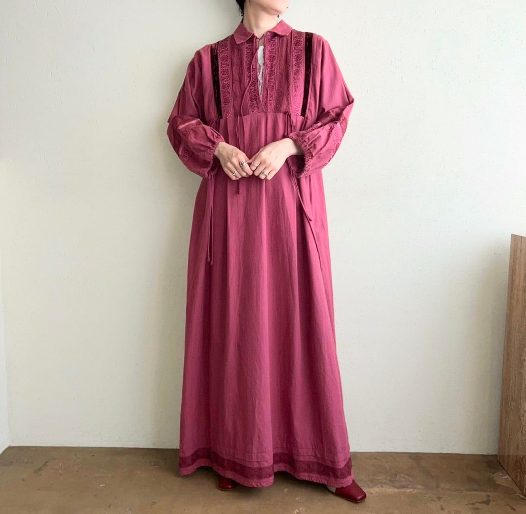 90s Embroidery Dress