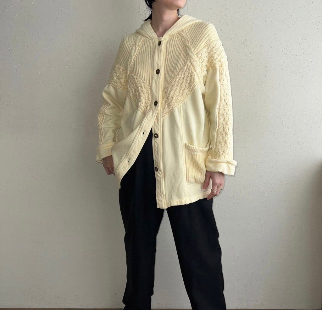 90s Design Hooded Sweater