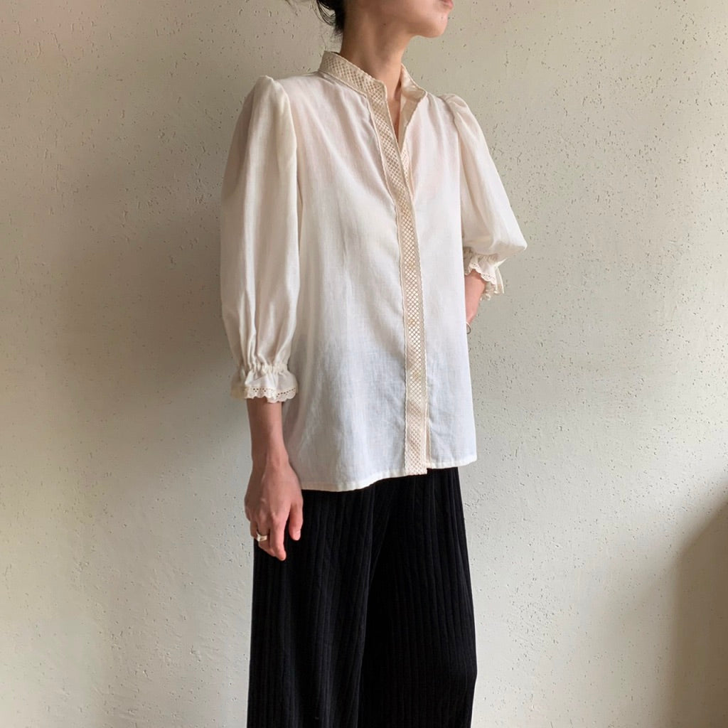 80s EURO Lace Design Blouse