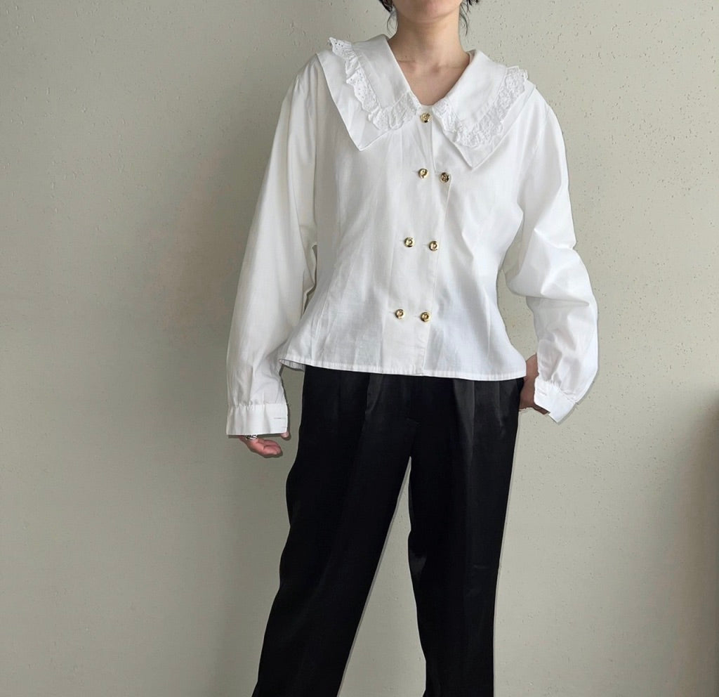 90s Lace Design Blouse