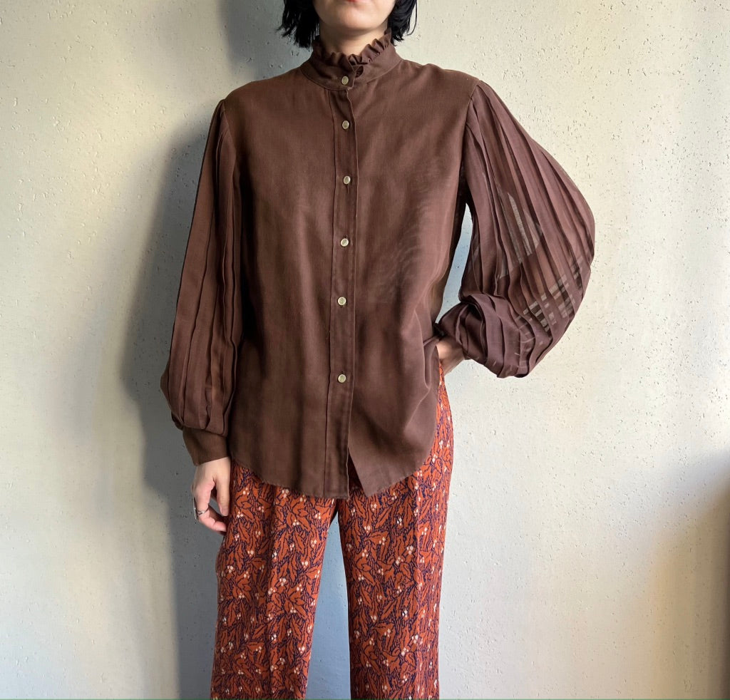 70s Pleated Sleeves Blouse