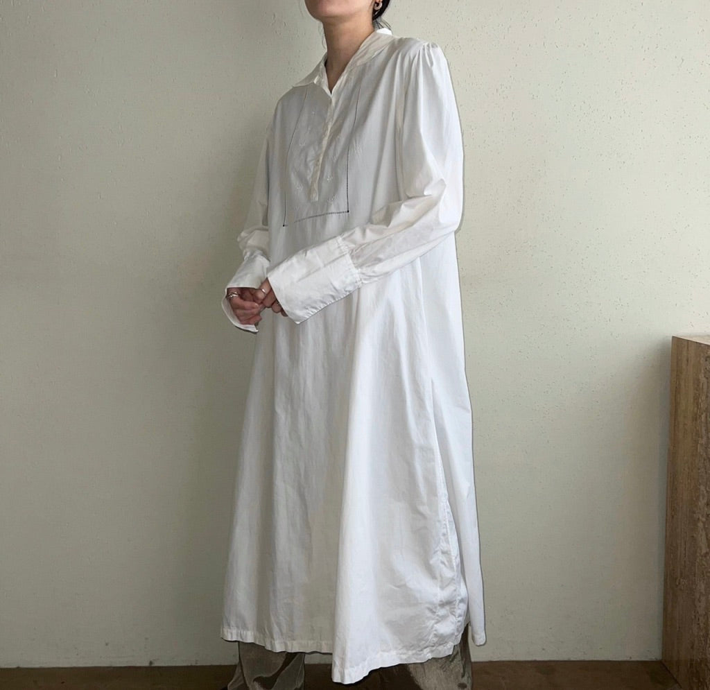 70s Embroidery Shirt Dress