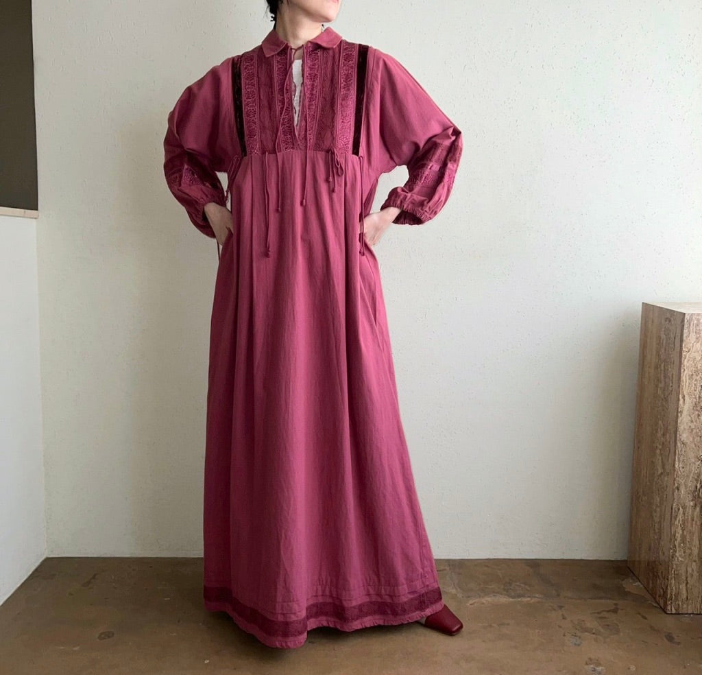 90s Embroidery Dress