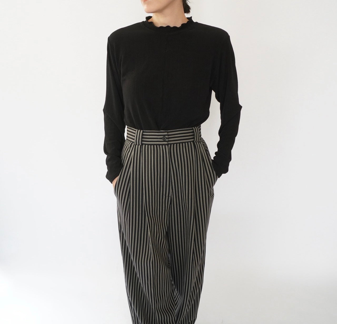 90s Black Design Top