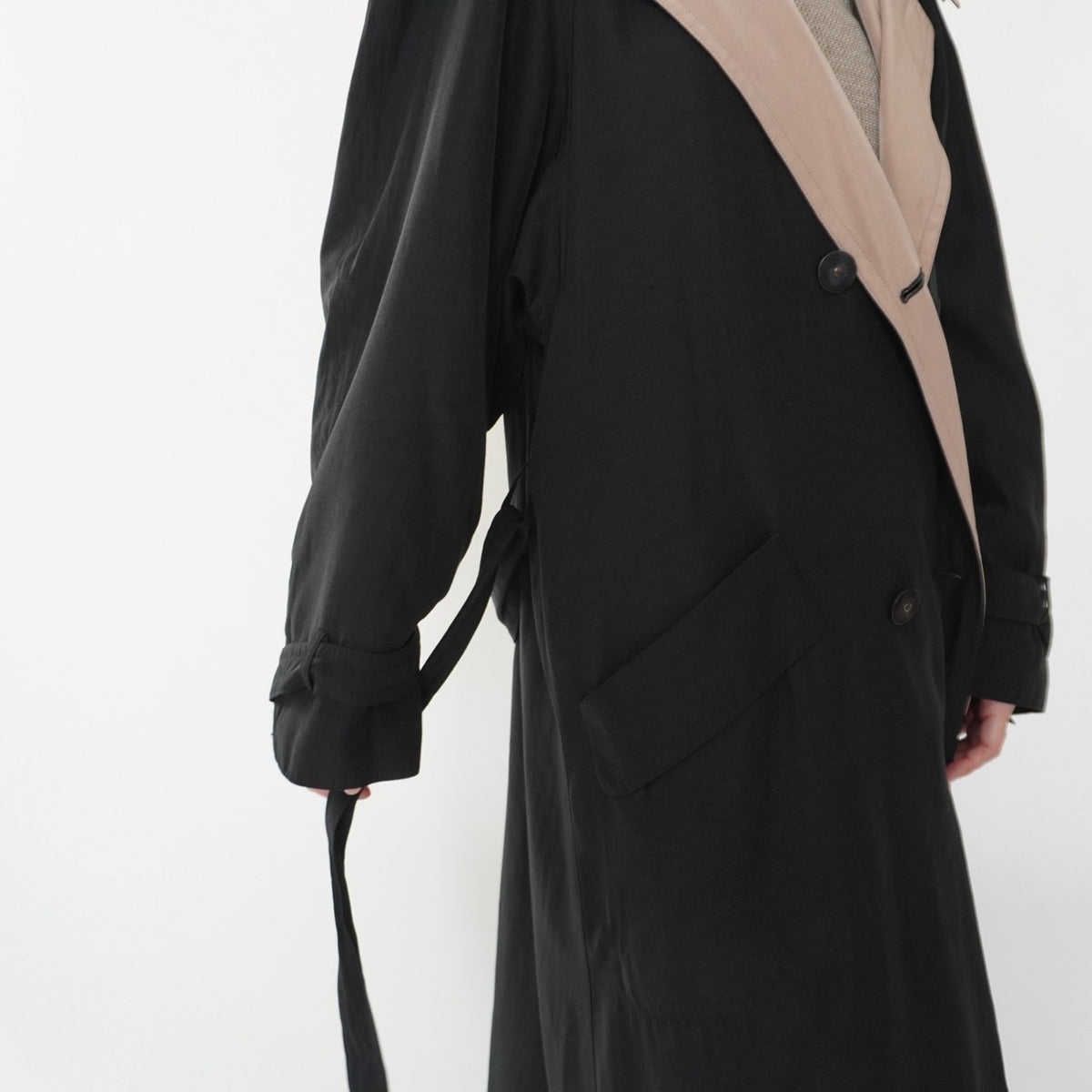 90s Black Design Maxi Coat
