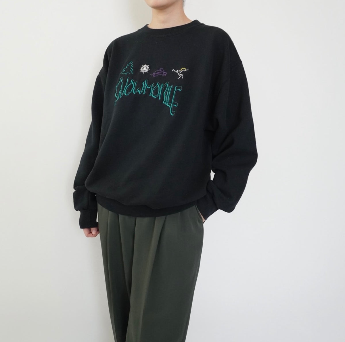 90s Embroidery Sweater Made in USA