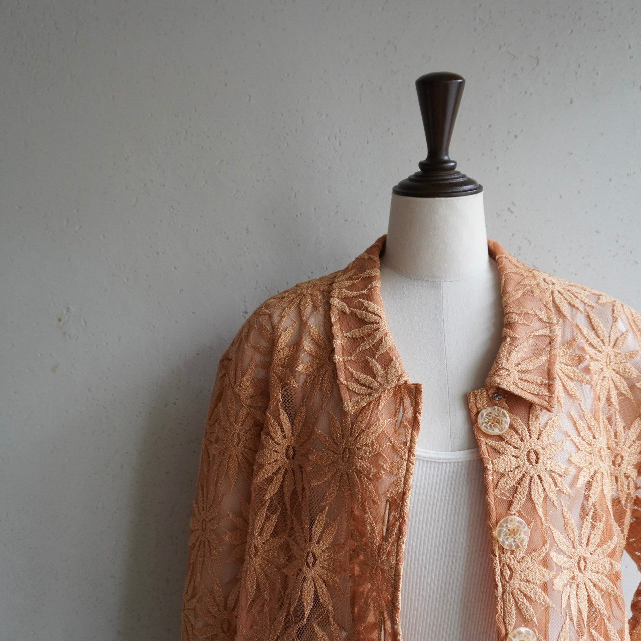 90s Flower Design Shirt