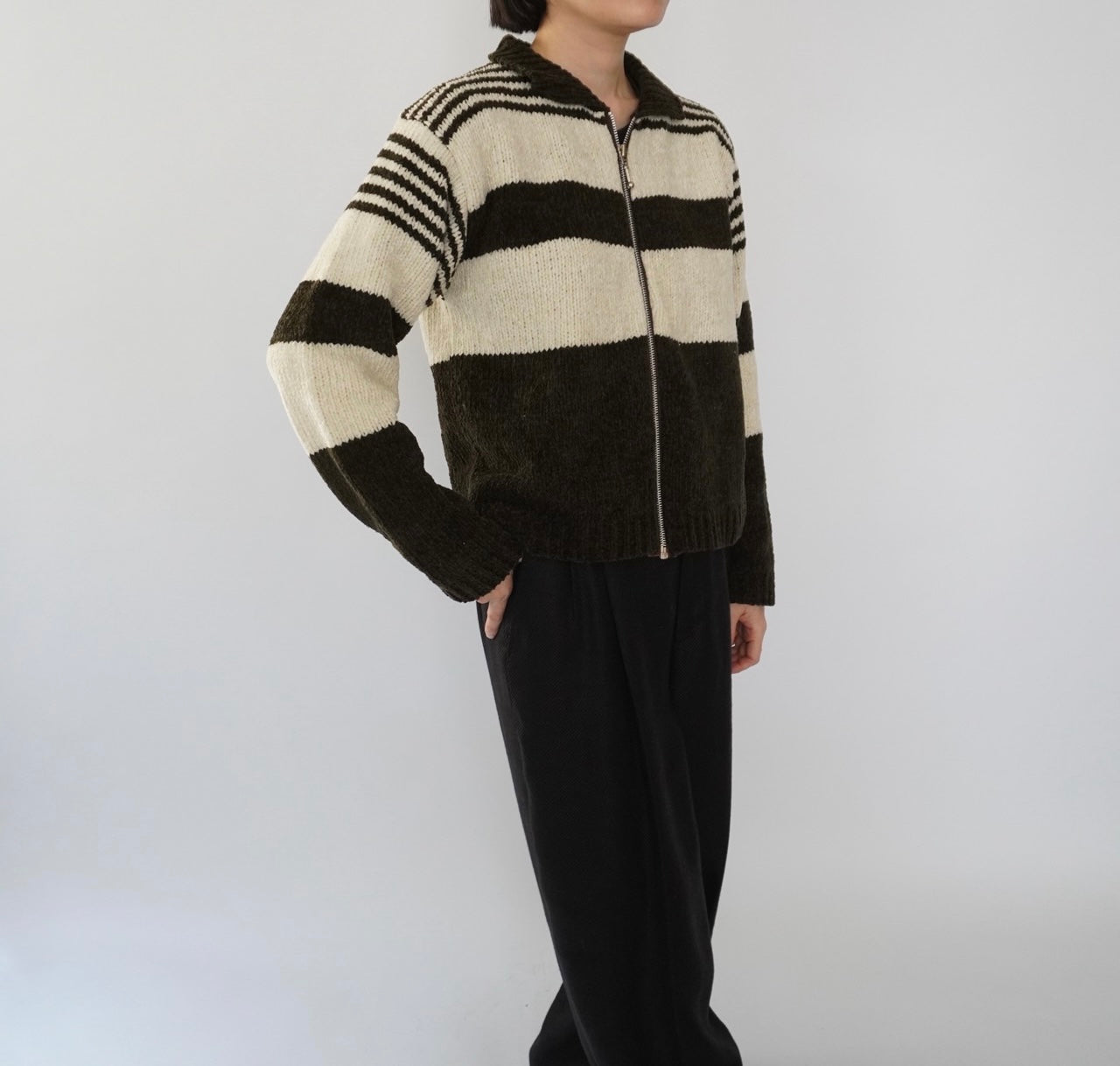 90s EURO Zipped Top