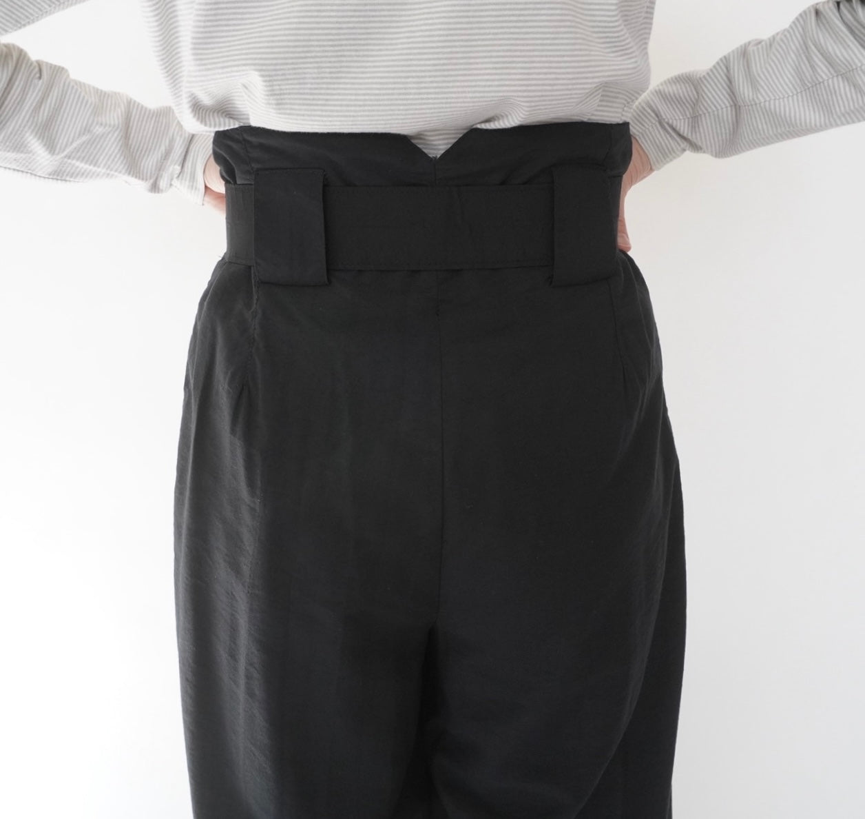 90s EURO Belted Wide Pants