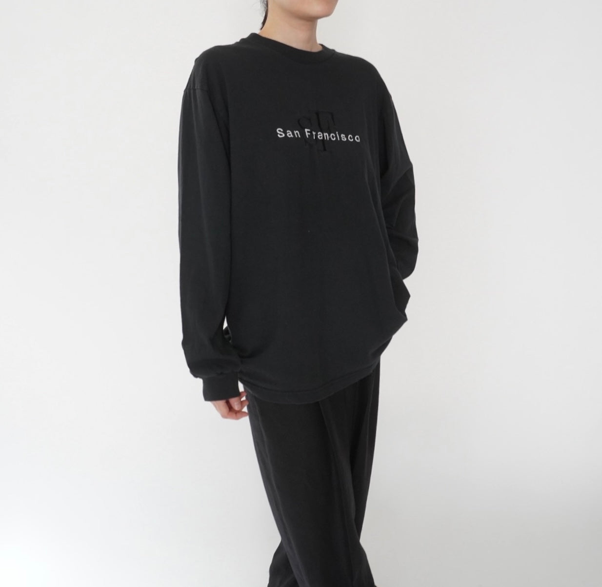 90s Embroidery Long Sleeves T-shirt Made in USA