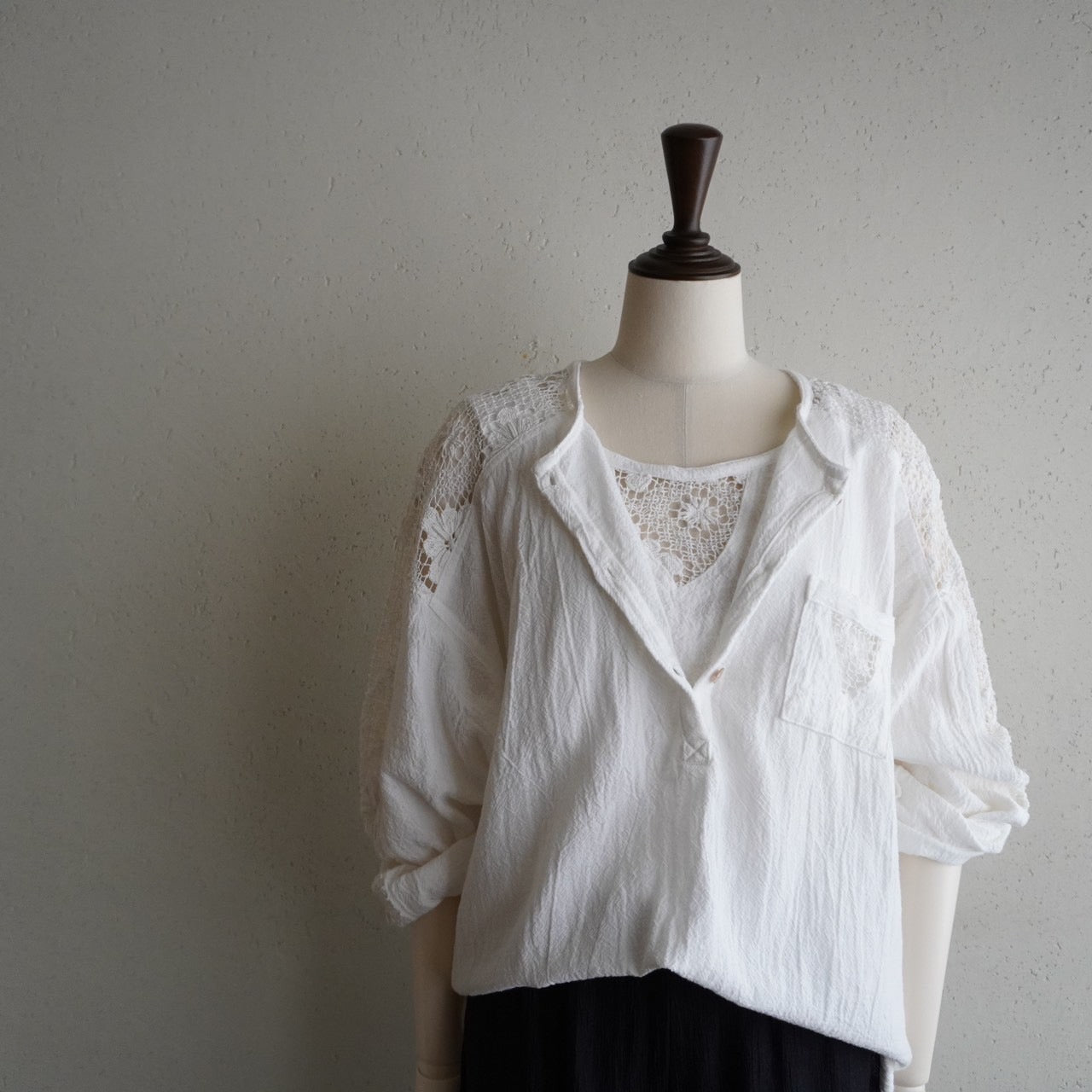 90s Cotton Lace Design Top Made in USA