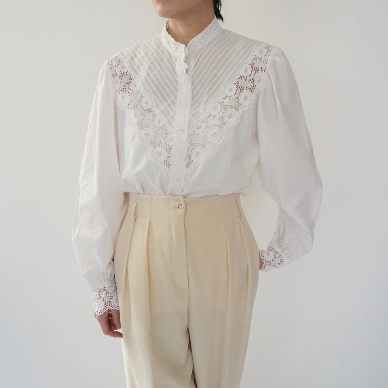 90s EURO Lace Design Blouse