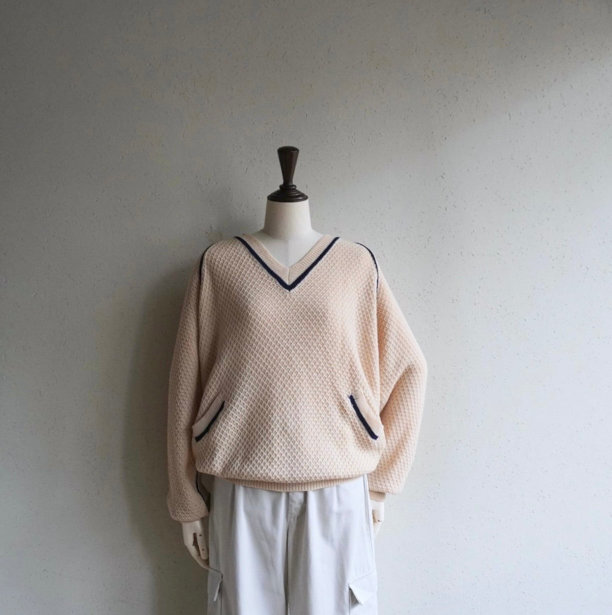 80s Line Design Knit Top