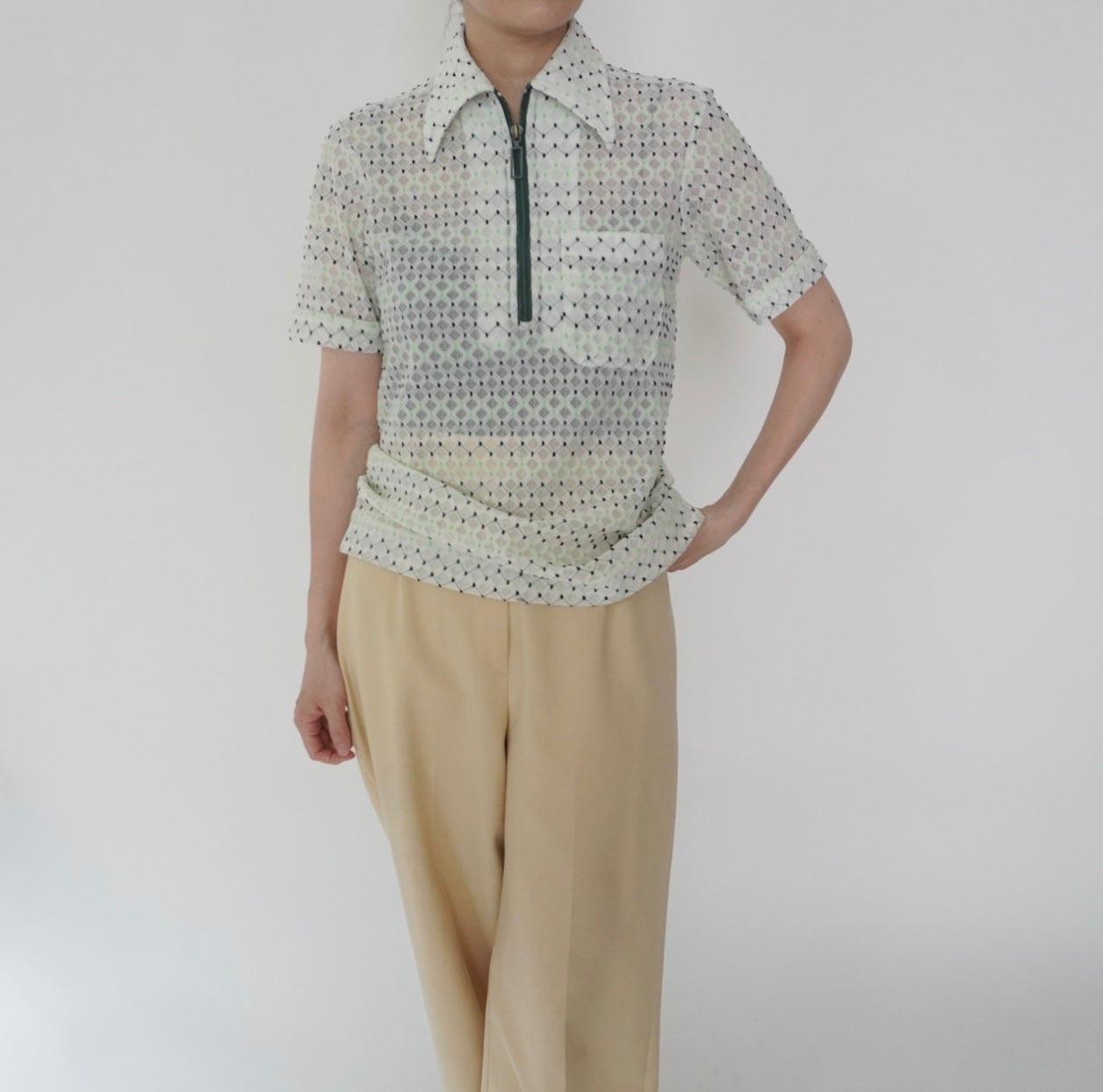 70s Pattern Zip Top