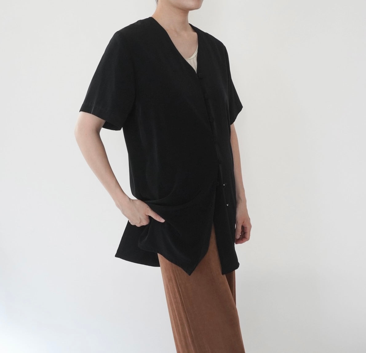 90s Black Design Shirt