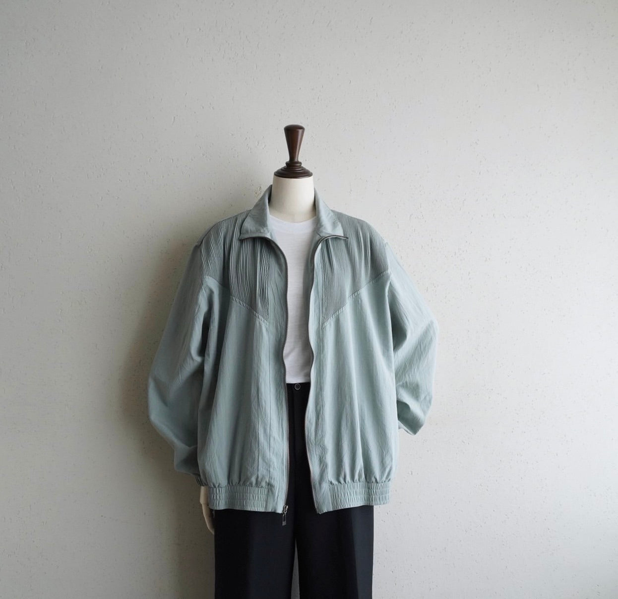 90s Design Light Jacket