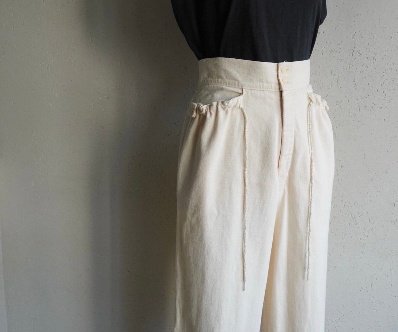 80s  High Waisted Design  Pants