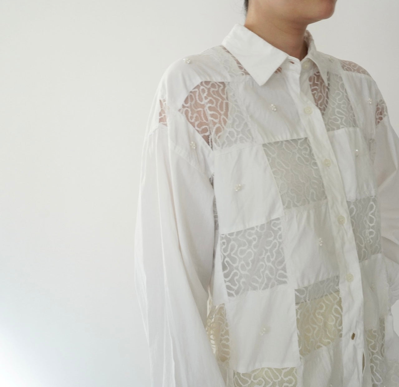 90s Lace Design Shirt