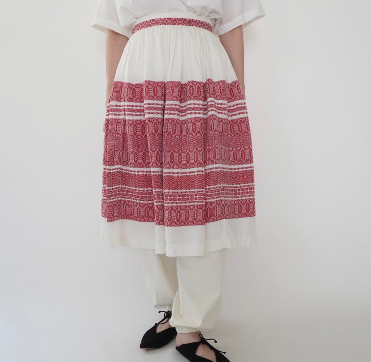 60s Embroidery Skirt