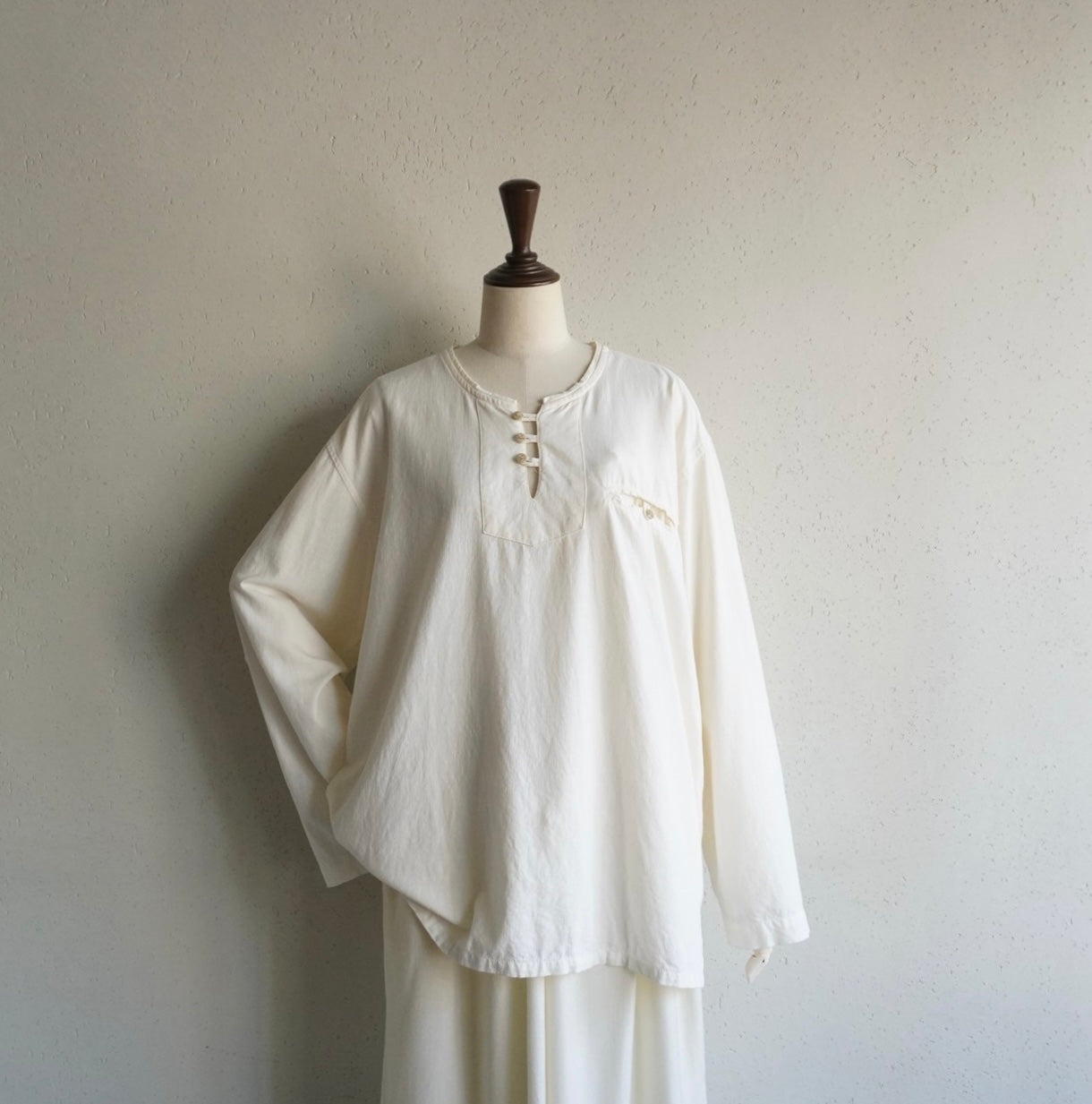 90s Design Ivory Cotton Top