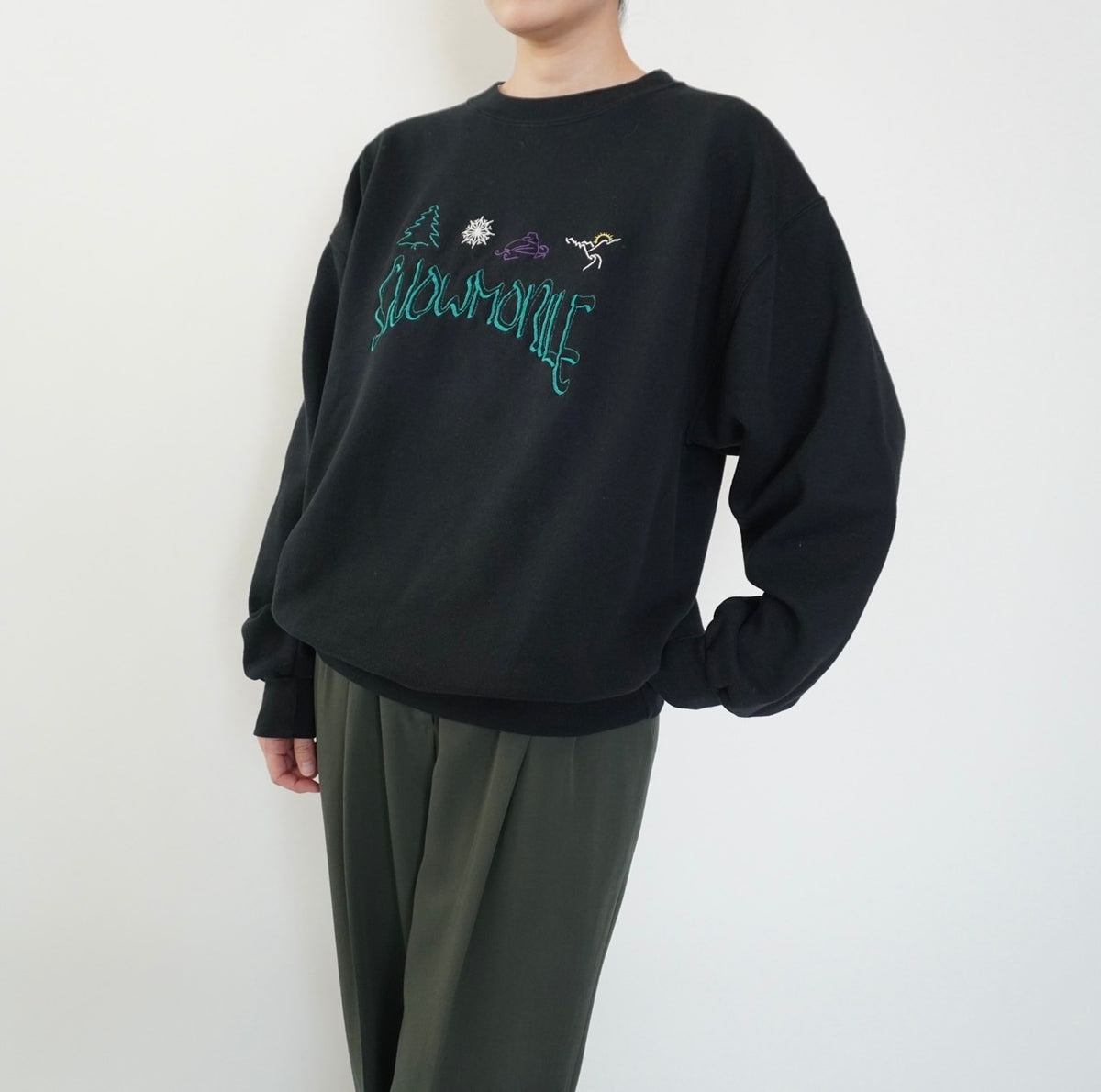 90s Embroidery Sweater Made in USA
