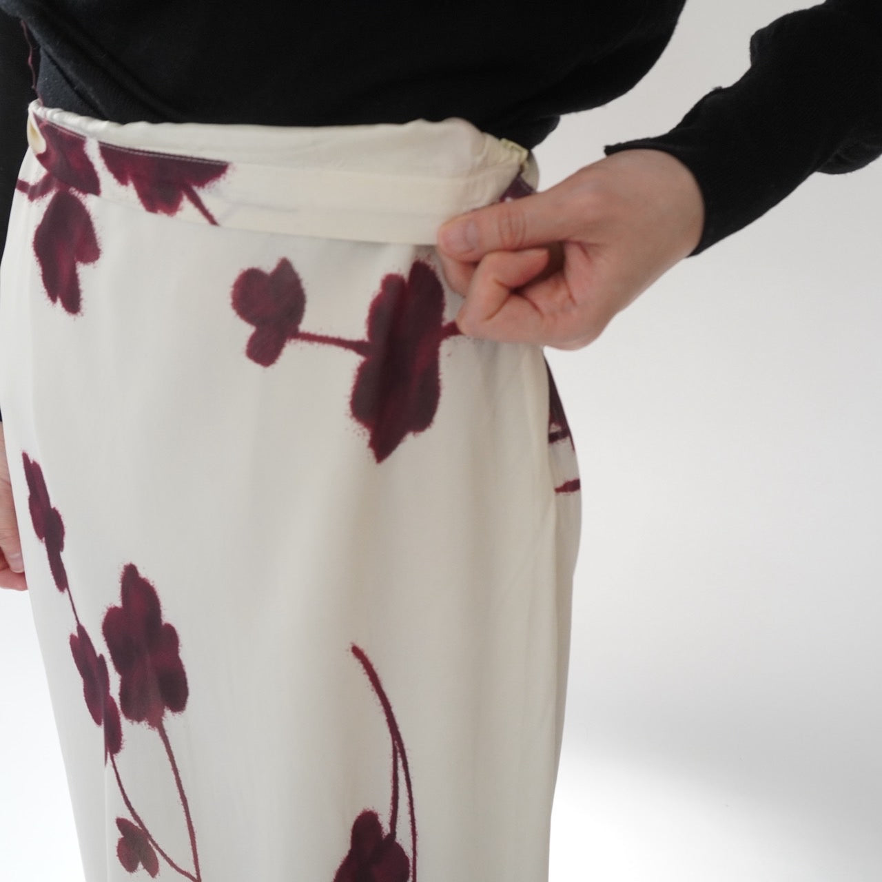 90s EURO Printed Skirt