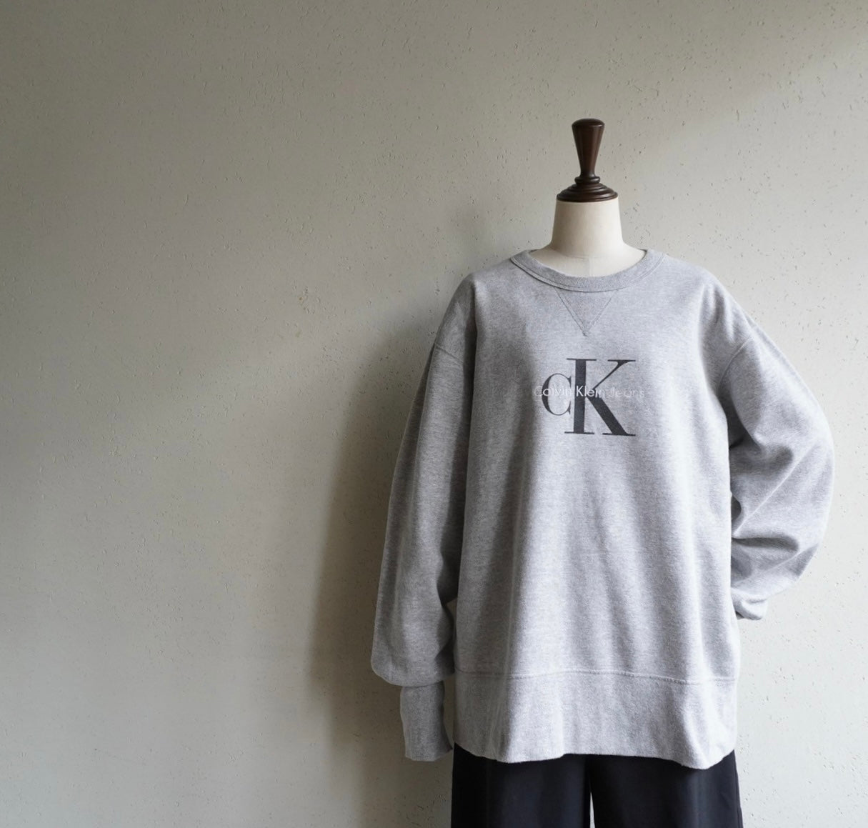 90s "Calvin Klein " Sweater Made in USA