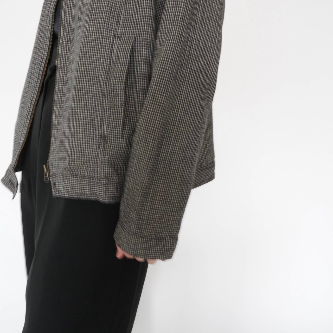 90s Black x White Light Jacket