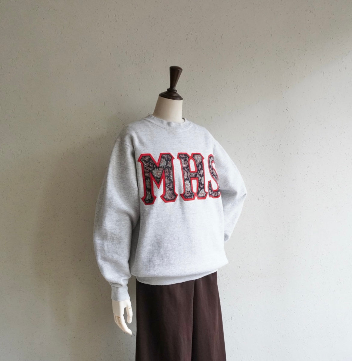90s Embroidery Sweater Made in USA
