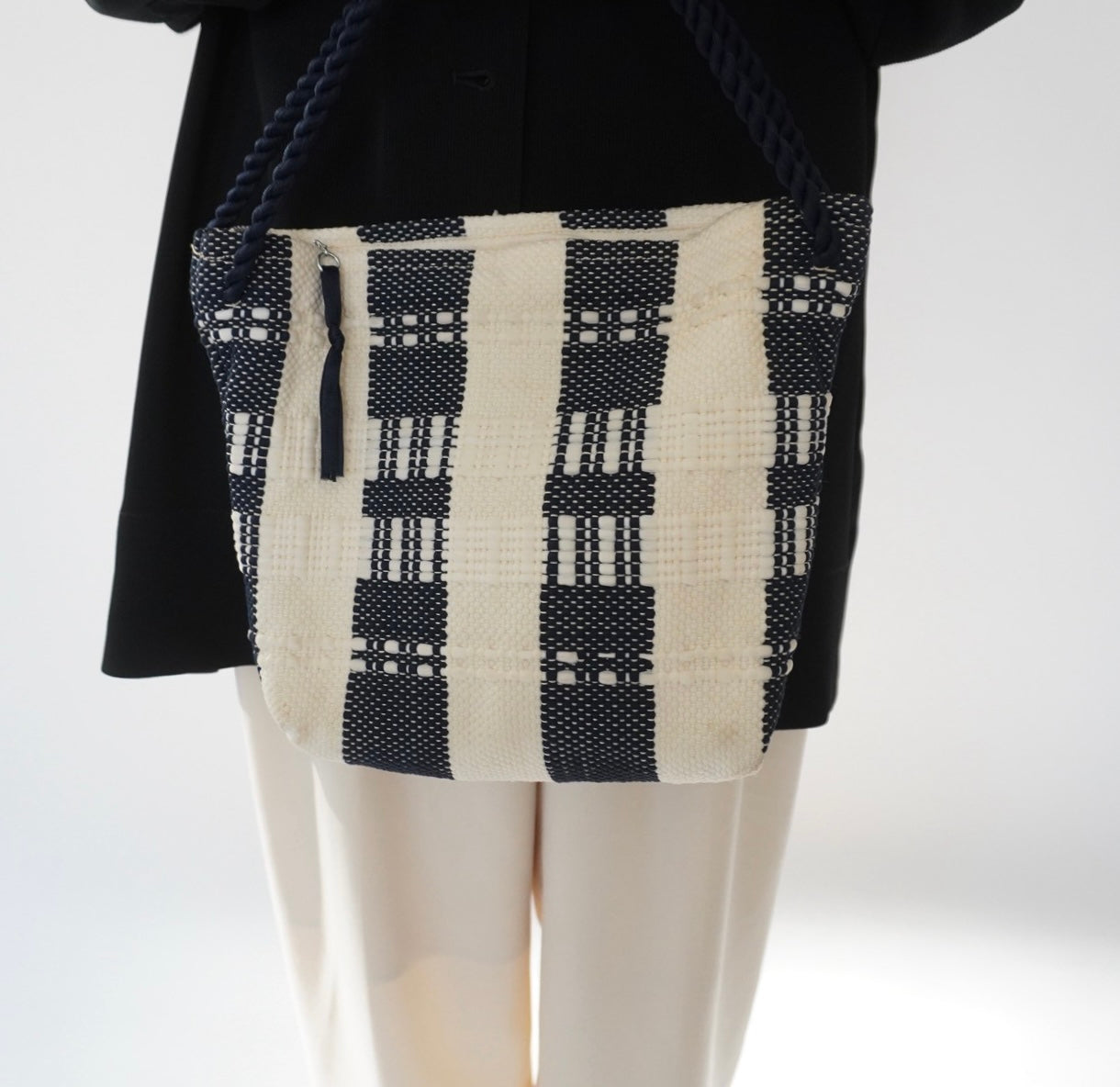 40s Woven Striped Bag