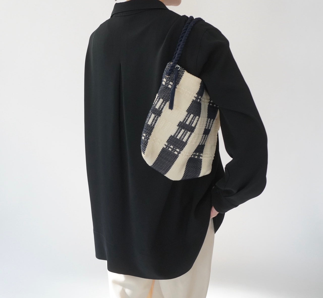 40s Woven Striped Bag