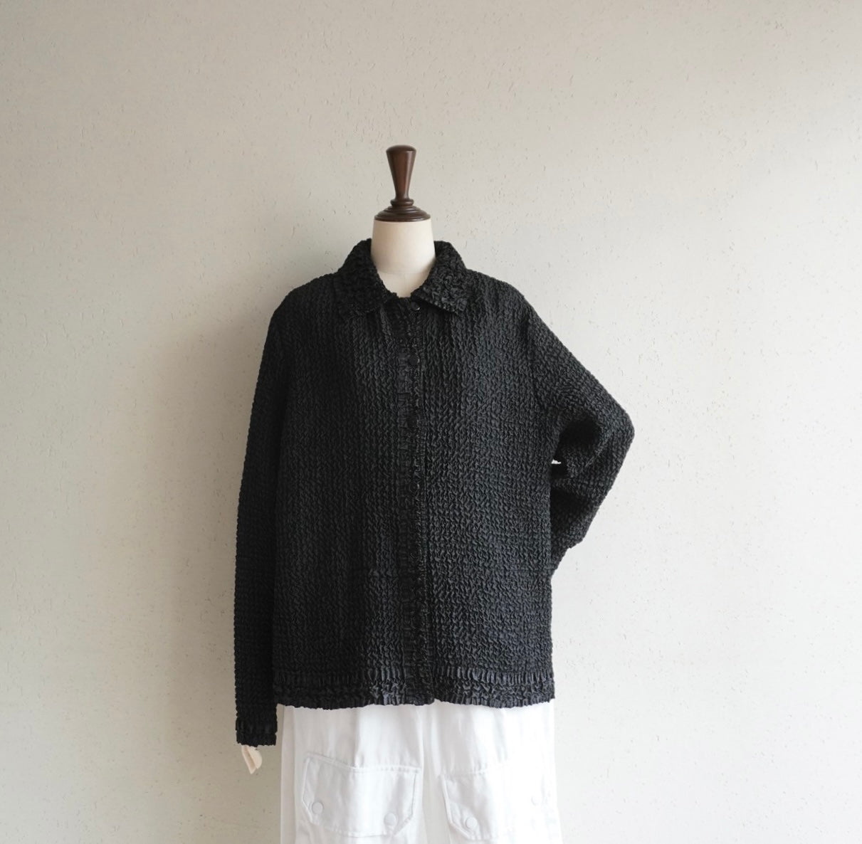 90s Black Shirt