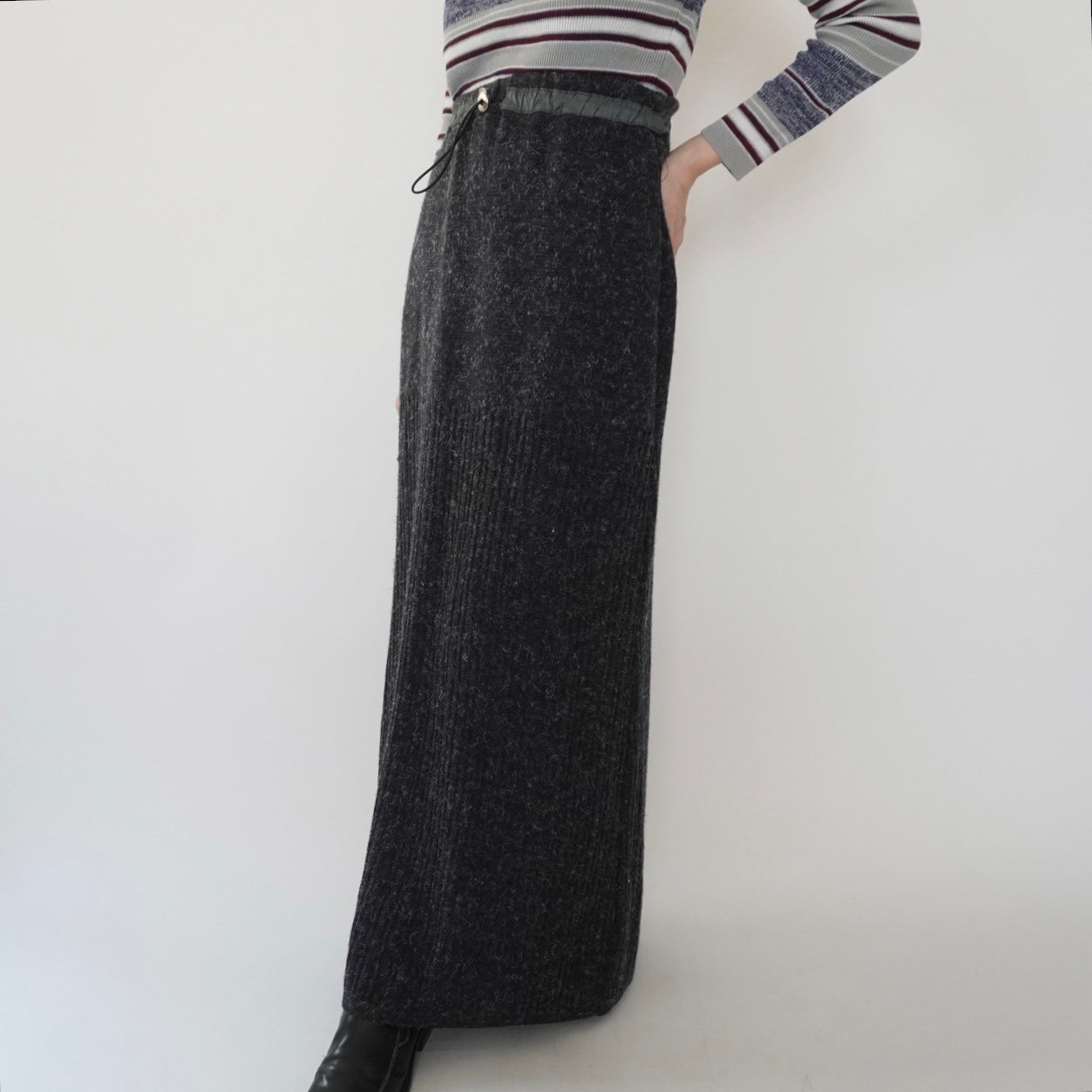 90s EURO Ribbed Knit Maxi Skirt