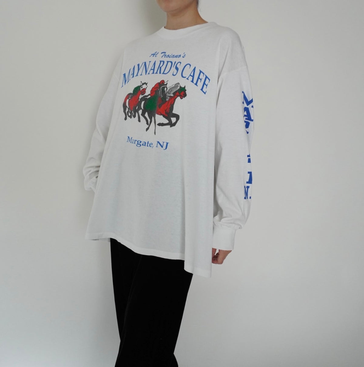 90s Long Sleeves Printed T-shirt Made in USA