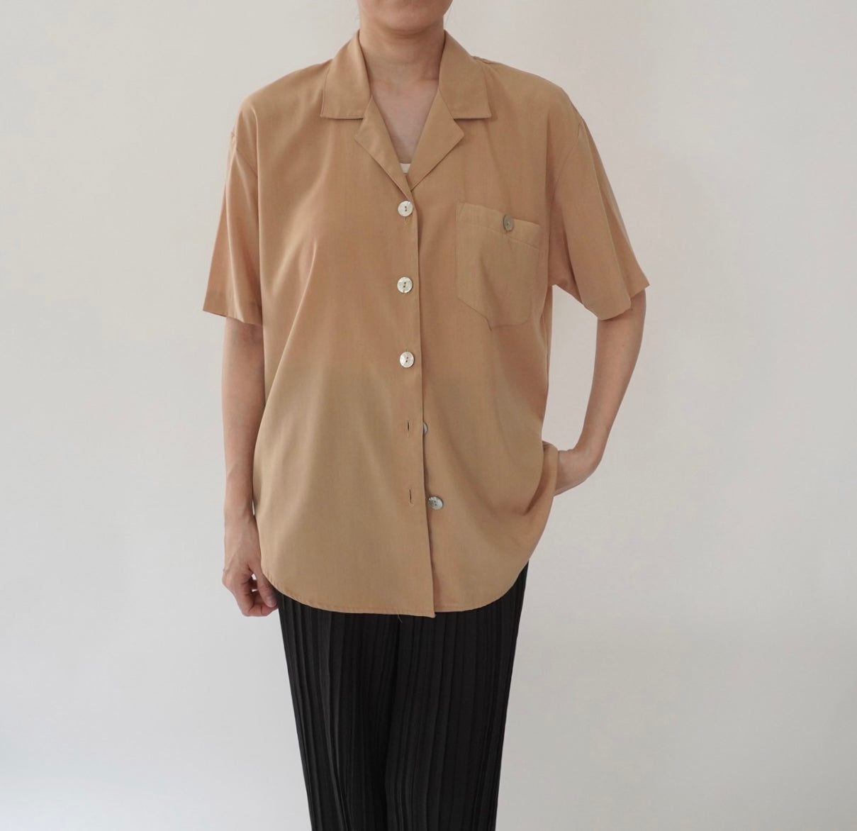 90s Beige Shirt