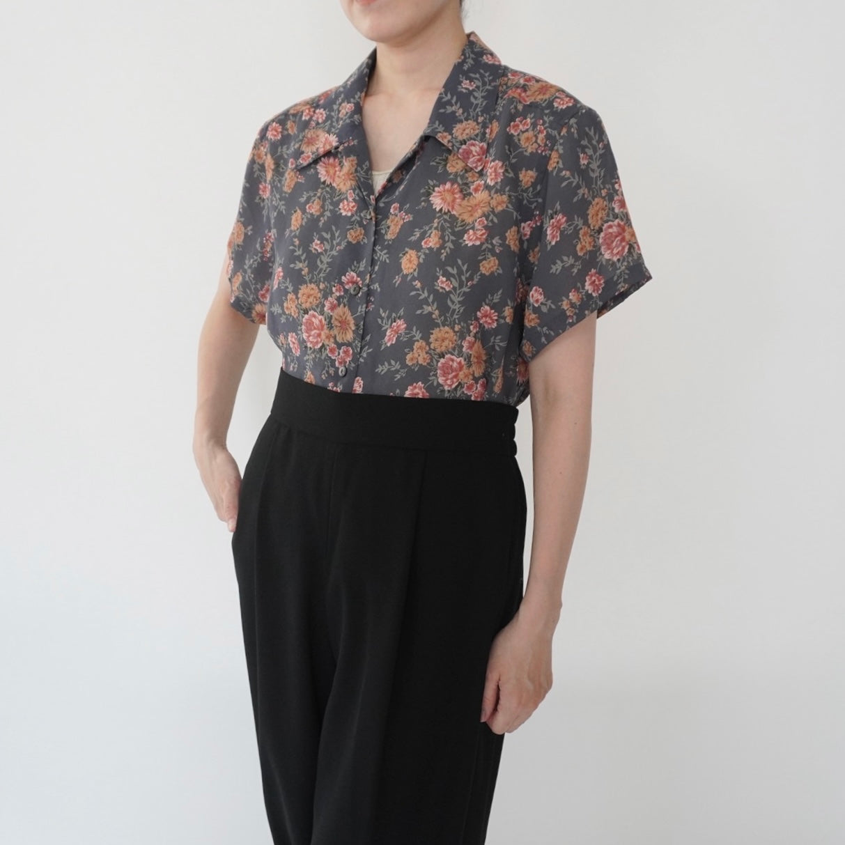 90s Floral Print Shirt