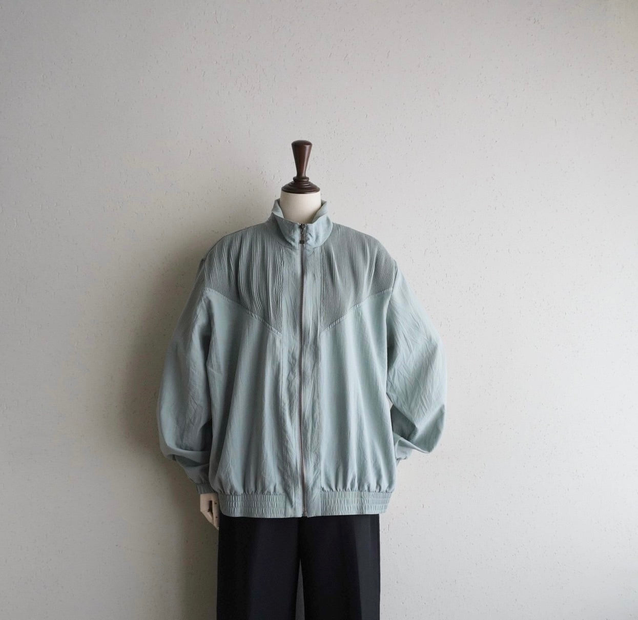 90s Design Light Jacket