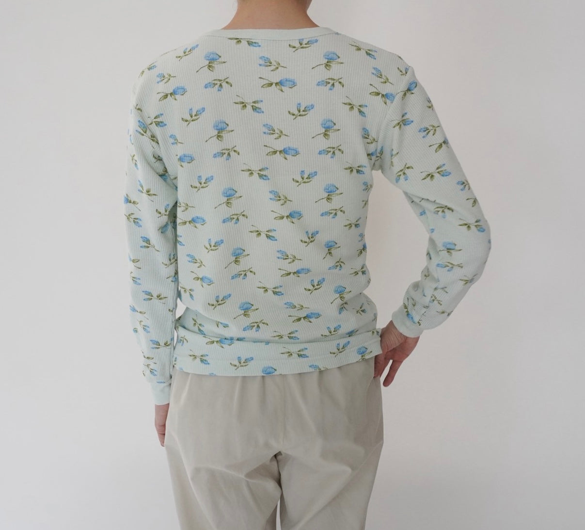 90s Flower Pattern Thermal
