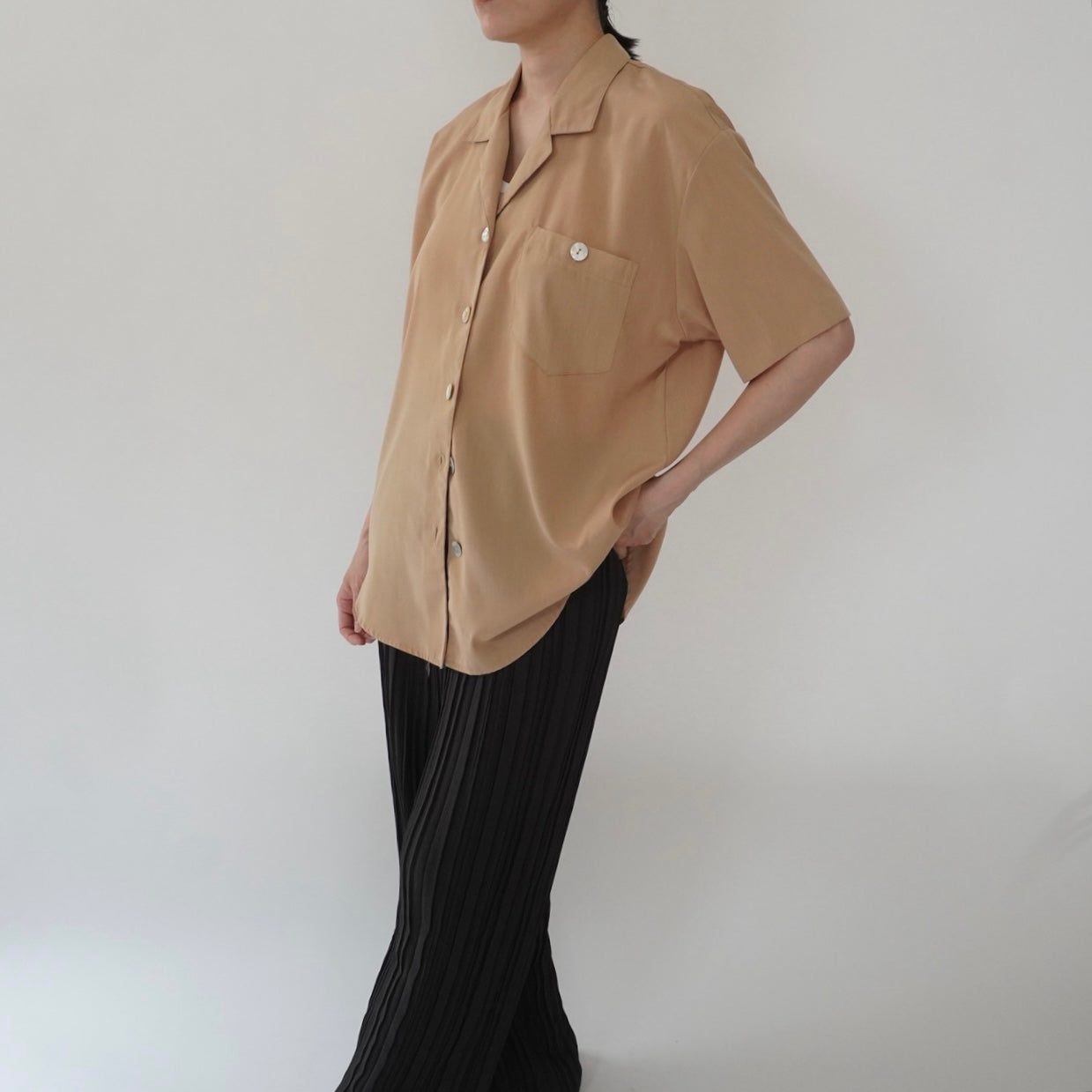 90s Beige Shirt