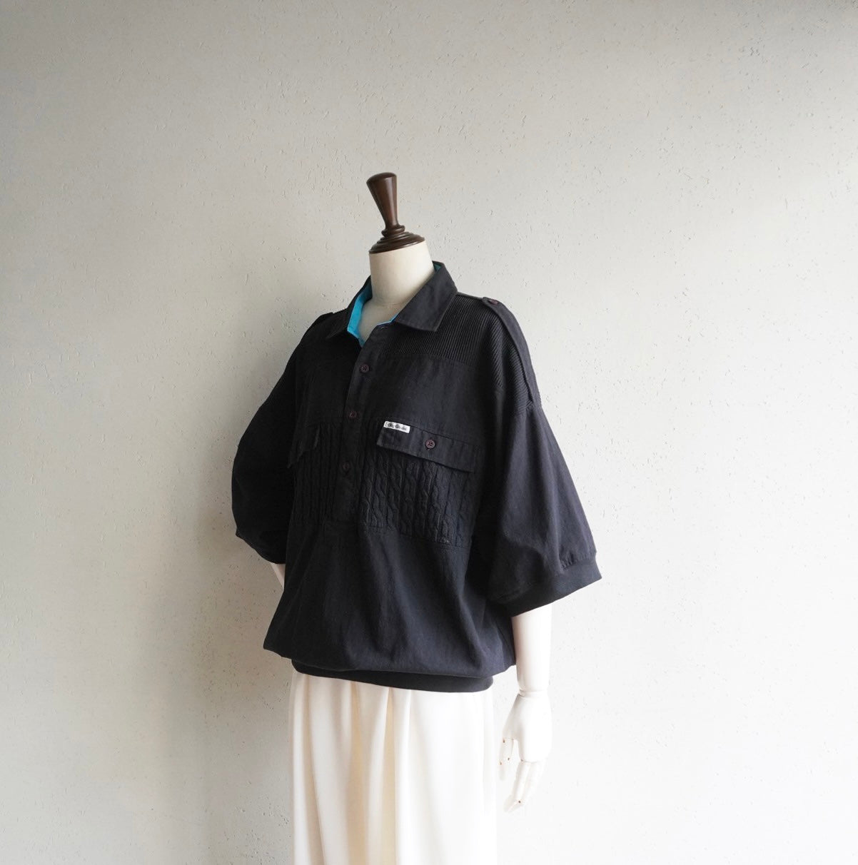 90s Black x Blue Design Top