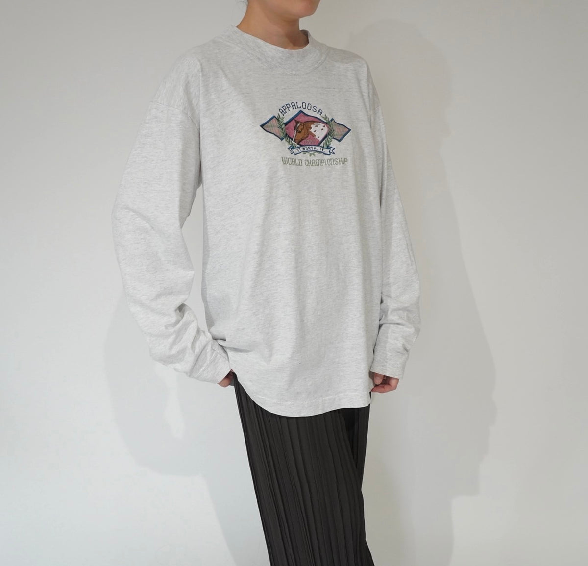 00s Embroidery Long Sleeves T-shirt Made in USA