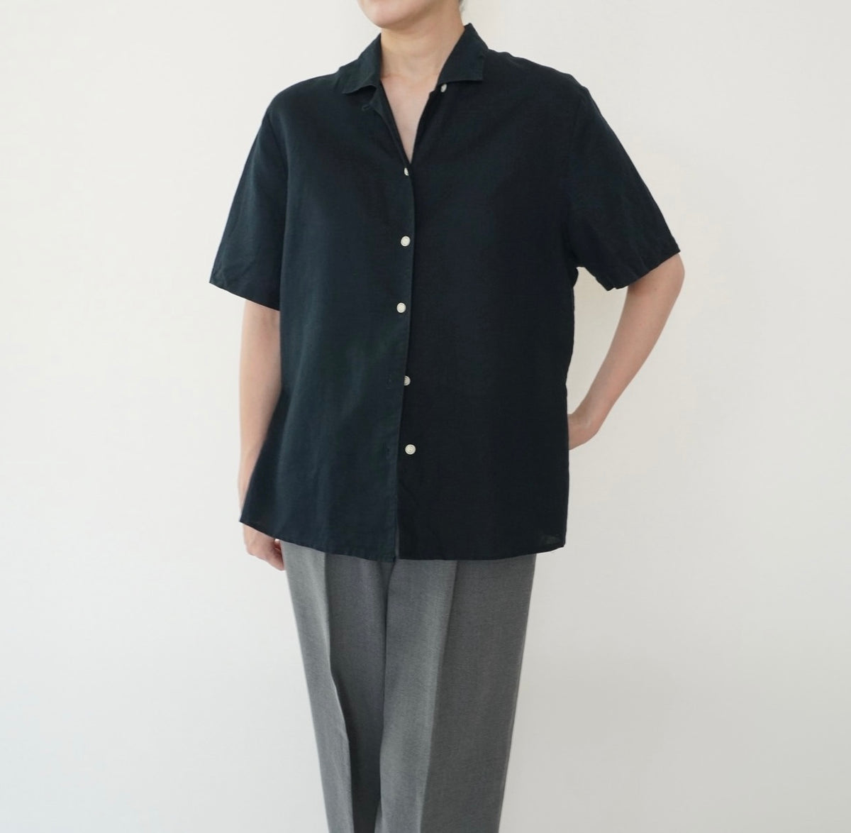 90s Navy Linen Shirt