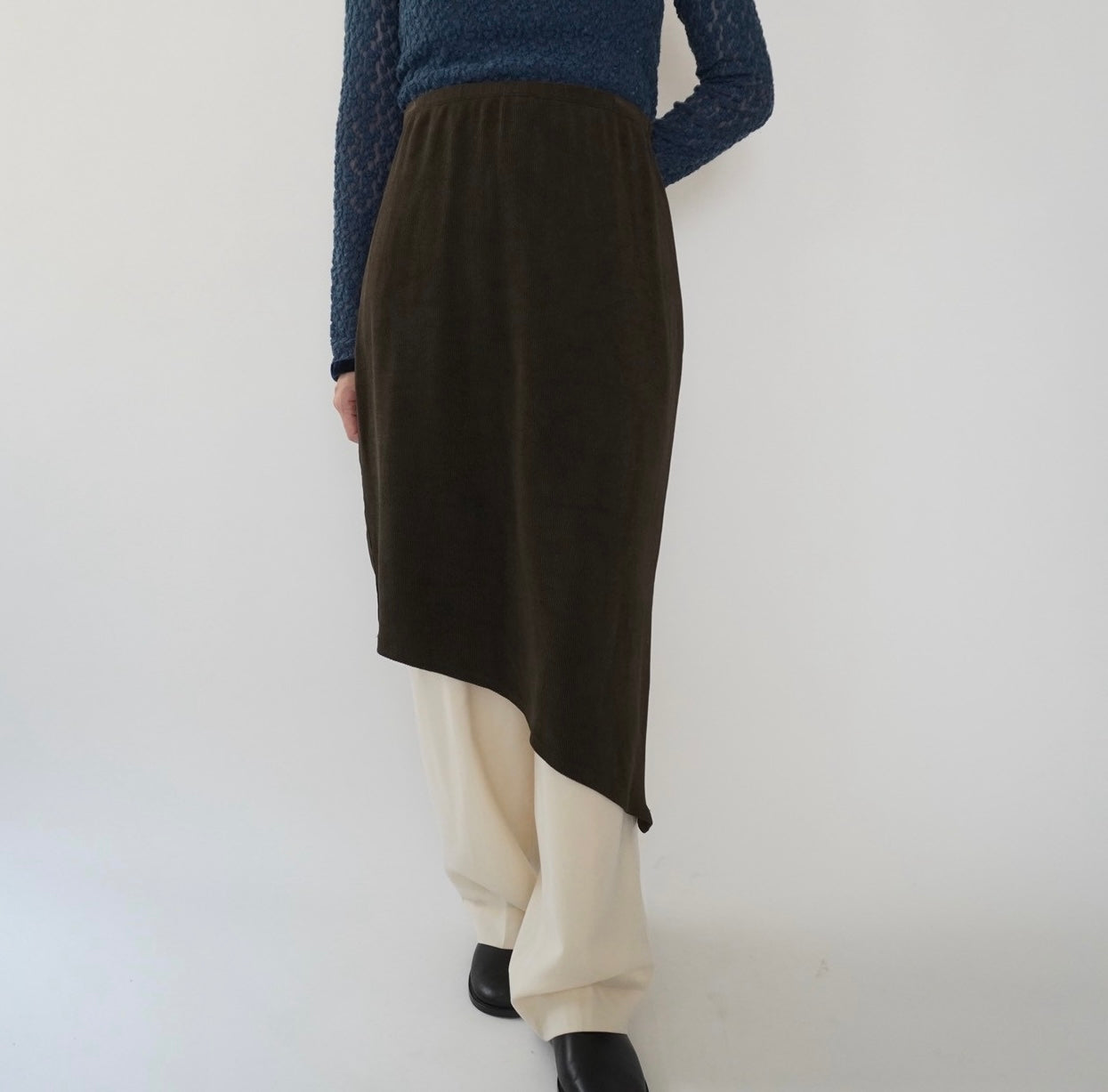 90s Asymmetry Design Ribbed Skirt